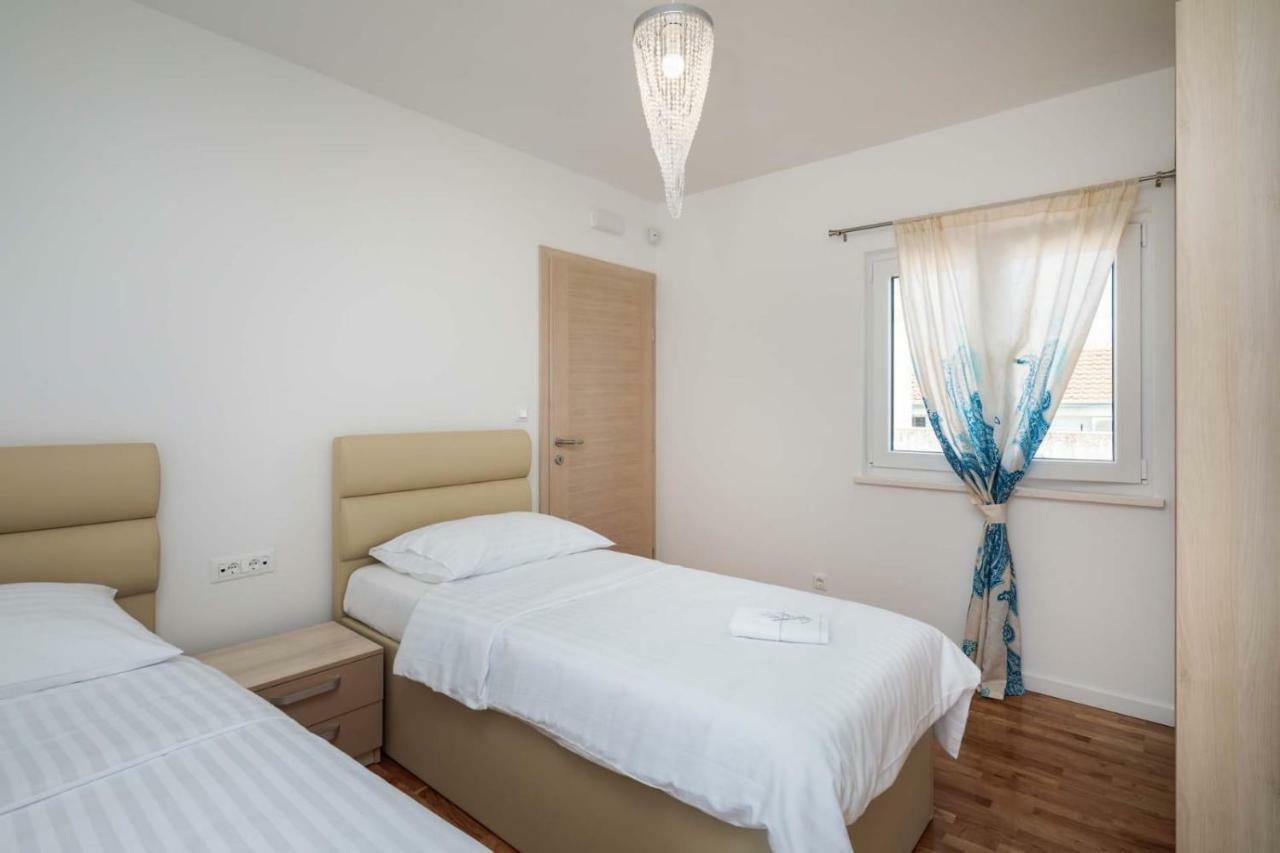 Villa" Arijana 2" Slatine Εξωτερικό φωτογραφία